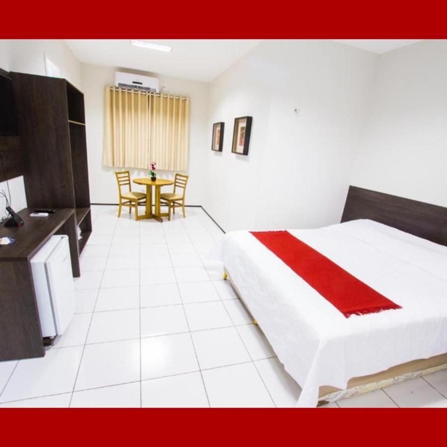 Holiday Hotel Picos Bagian luar foto