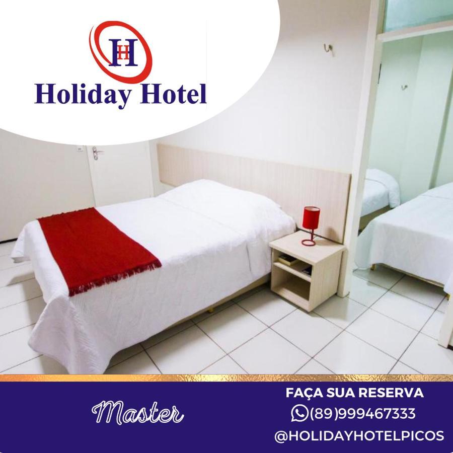 Holiday Hotel Picos Bagian luar foto